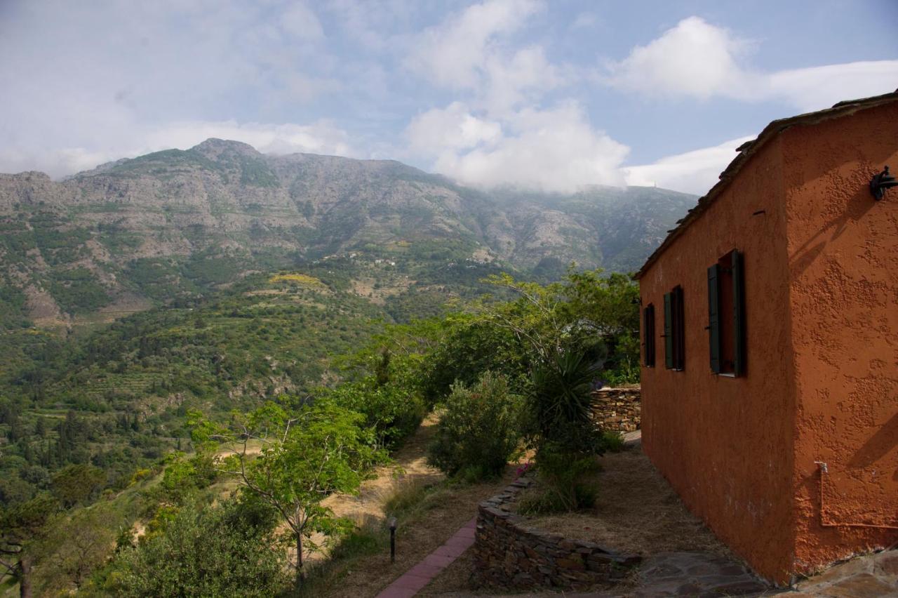 Ikarian Centre - Accommodation & Mountain Hiking Evdilos  Eksteriør bilde